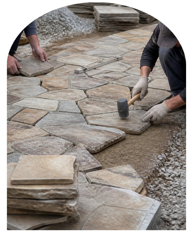 Мощение натуральным камнем дорожек и площадок в Дедовске